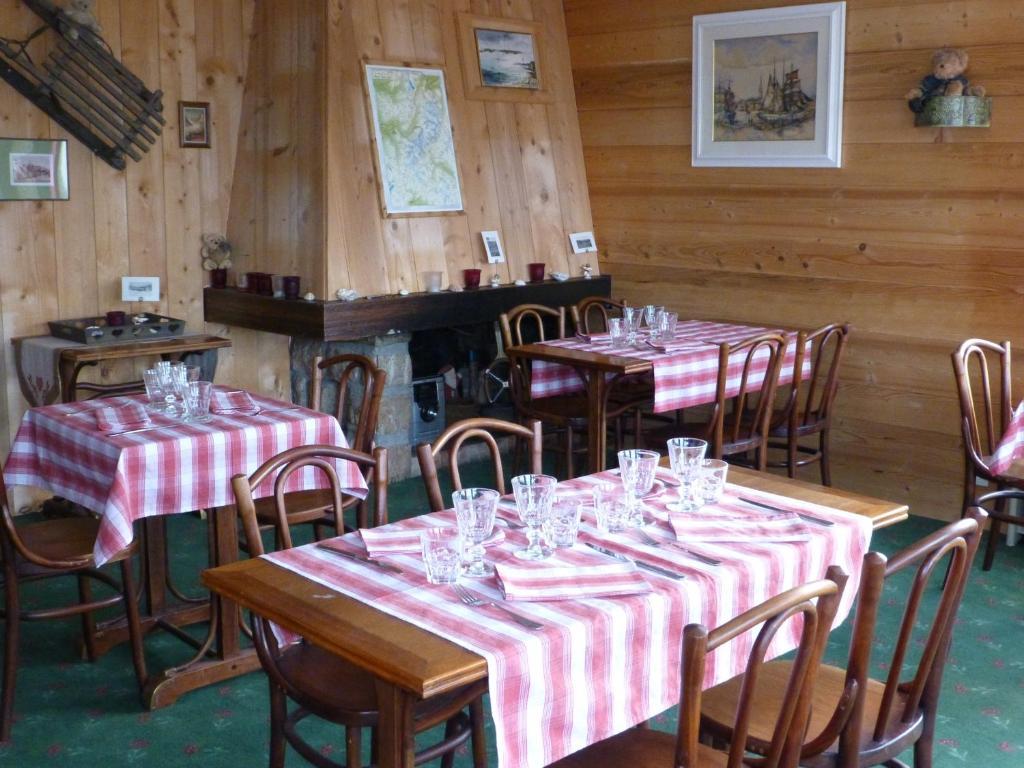 Les Aravis - Combloux Hotel Exterior foto